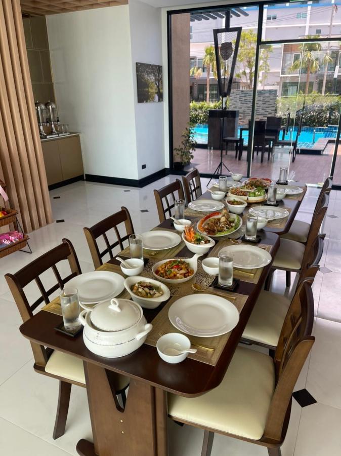 Siri Hotel Lumphun Ban Pa Daet Exterior foto